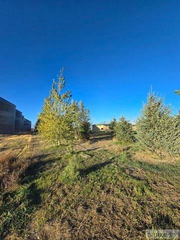5566 W 49th N, Idaho Falls, ID 83202