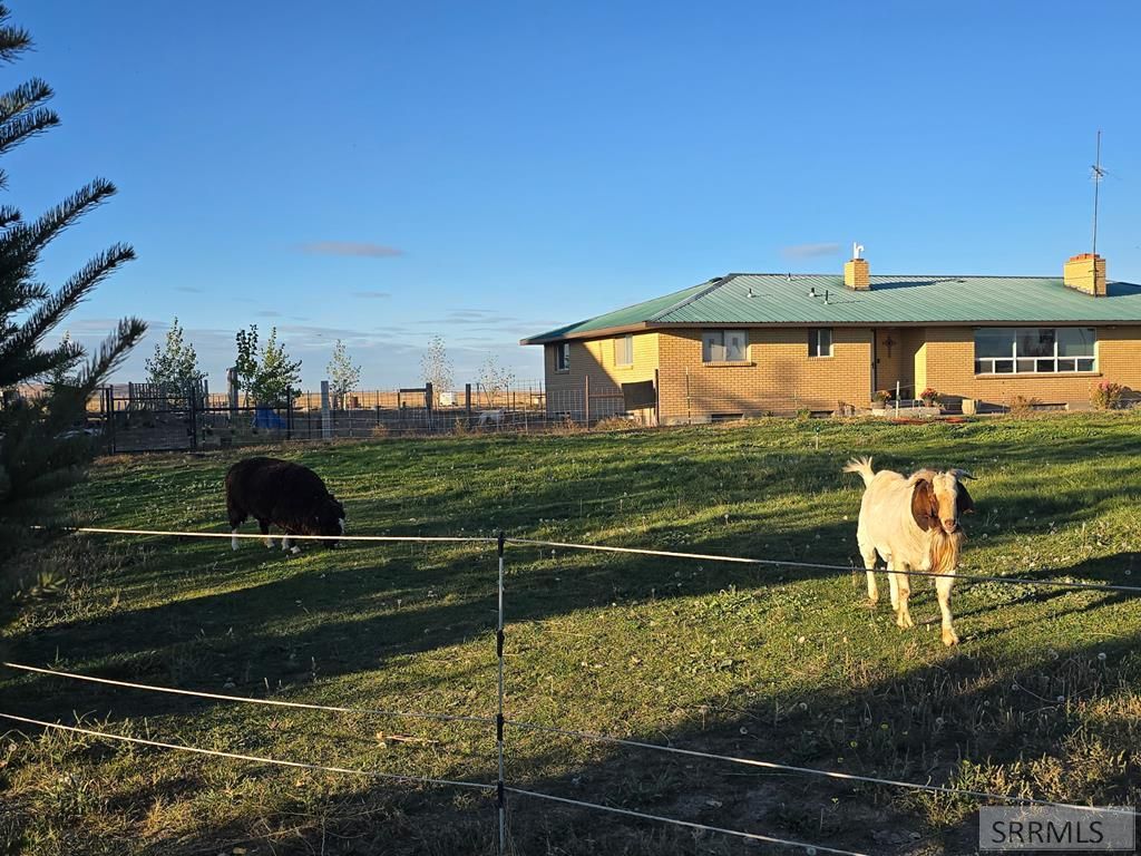 Image 71 of property listing at 5566 W 49th N, Idaho Falls, ID 83402