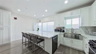 18347 Saticoy Street 6, Reseda, CA 91335