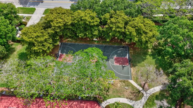 7890 JEWELWOOD Drive, Boynton Beach, FL 33437