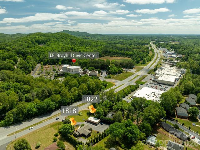 1818 Hickory Boulevard SW, Lenoir, NC 28645