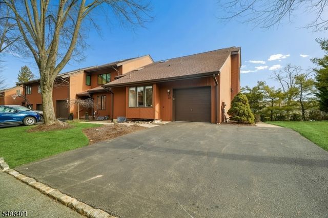 22 Moran Rd, West Orange Twp., NJ 07052