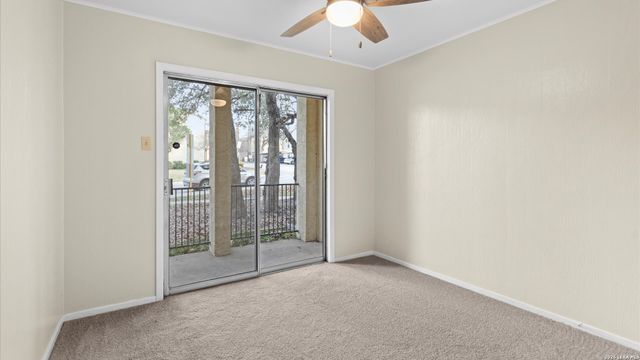 8702 Village Dr Apt 1300, San Antonio, TX 78217