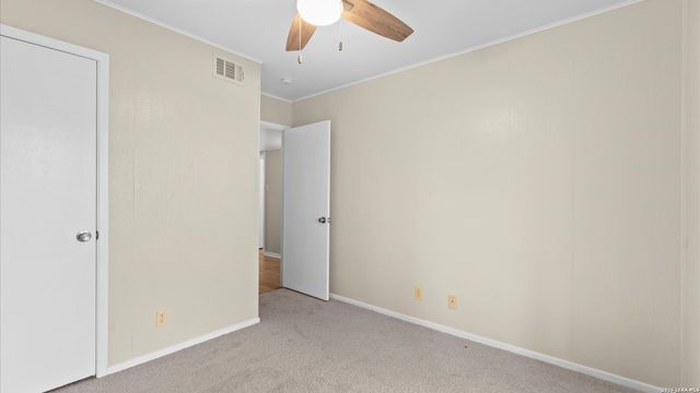 8702 Village Dr Apt 1300, San Antonio, TX 78217