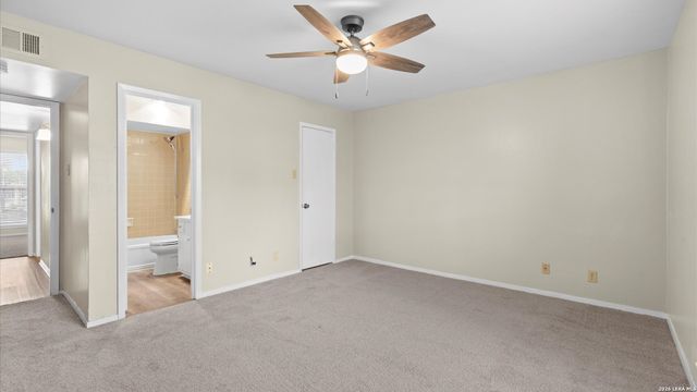 8702 Village Dr Apt 1300, San Antonio, TX 78217