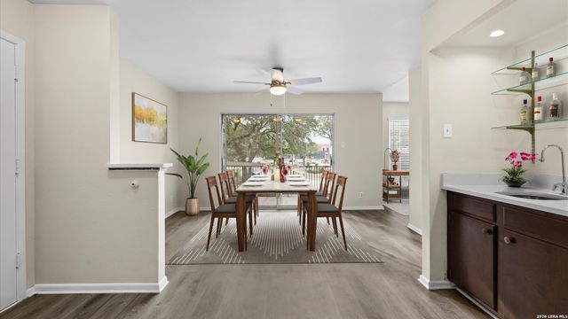 8702 Village Dr Apt 1300, San Antonio, TX 78217