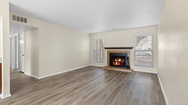 8702 Village Dr Apt 1300, San Antonio, TX 78217