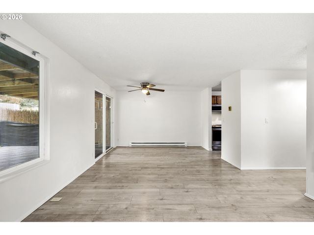 6364 Sw 192ND Ave, Beaverton, OR 97078