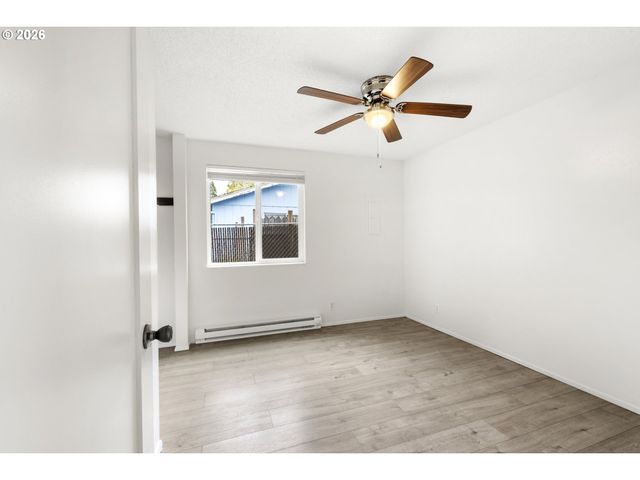 6364 Sw 192ND Ave, Beaverton, OR 97078