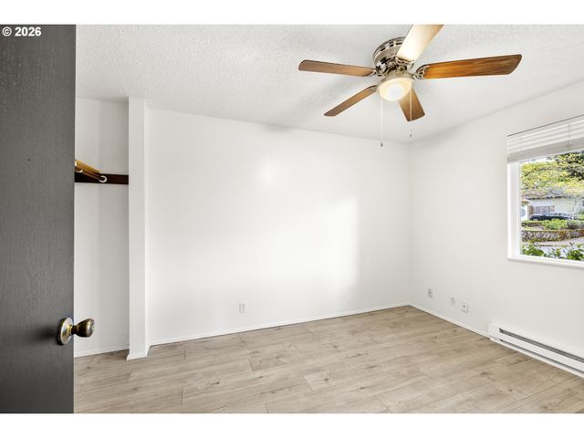 6364 Sw 192ND Ave, Beaverton, OR 97078