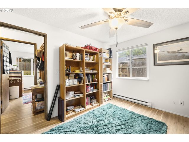 6364 Sw 192ND Ave, Beaverton, OR 97078