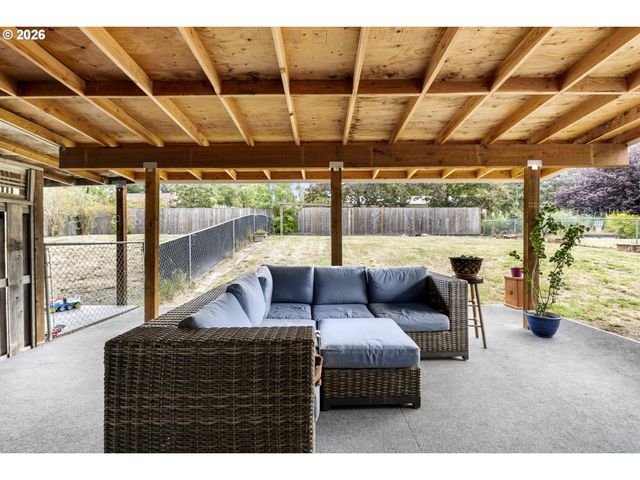 6364 Sw 192ND Ave, Beaverton, OR 97078