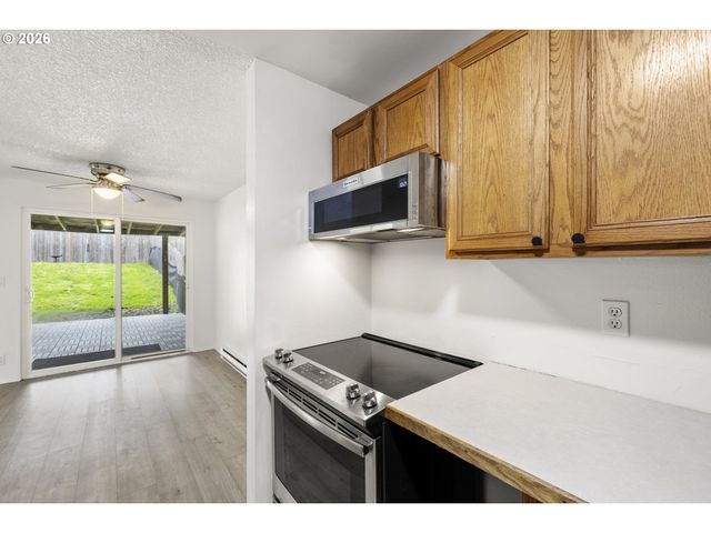 6364 Sw 192ND Ave, Beaverton, OR 97078