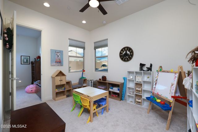 2567 W Plateau Ridge Drive, Oro Valley, AZ 85742