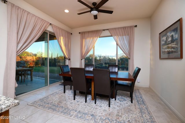 2567 W Plateau Ridge Drive, Oro Valley, AZ 85742