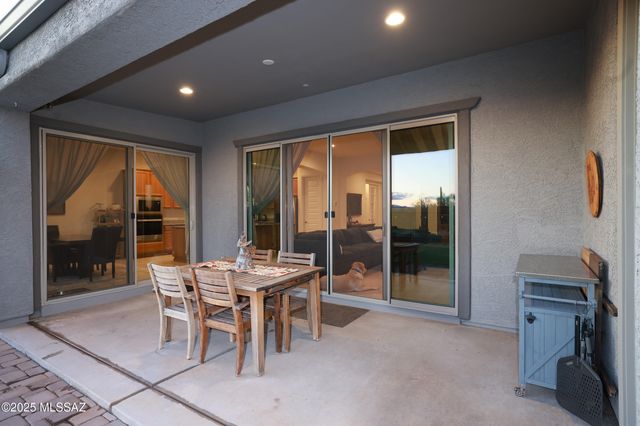 2567 W Plateau Ridge Drive, Oro Valley, AZ 85742