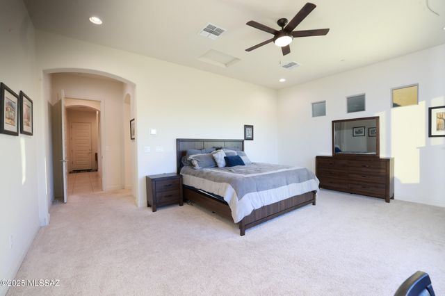 2567 W Plateau Ridge Drive, Oro Valley, AZ 85742