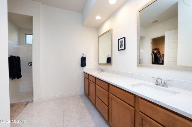 2567 W Plateau Ridge Drive, Oro Valley, AZ 85742