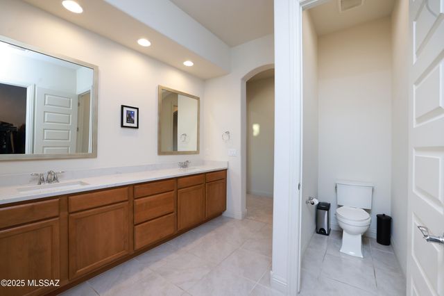 2567 W Plateau Ridge Drive, Oro Valley, AZ 85742