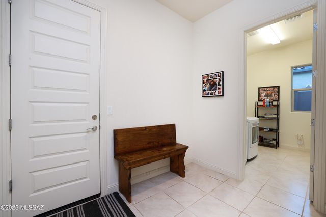 2567 W Plateau Ridge Drive, Oro Valley, AZ 85742