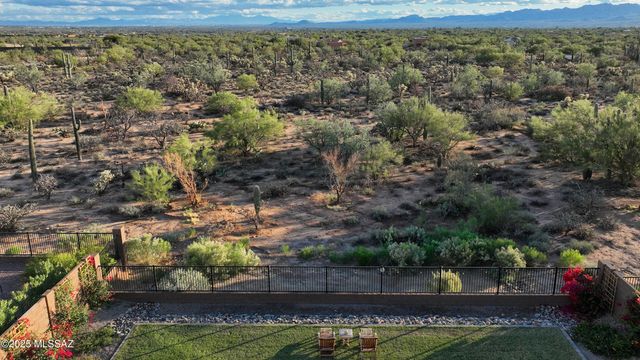 2567 W Plateau Ridge Drive, Oro Valley, AZ 85742