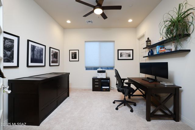 2567 W Plateau Ridge Drive, Oro Valley, AZ 85742