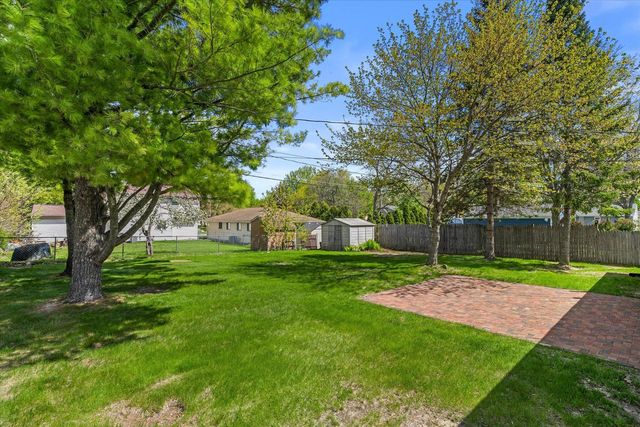 W67N408 Grant AVENUE, Cedarburg, WI 53012