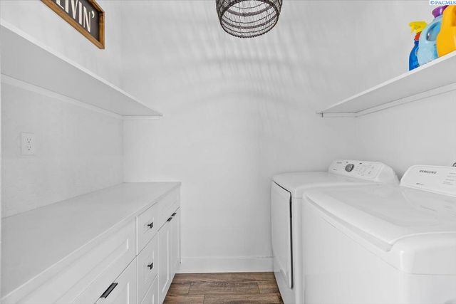 246614 E Hover Rd, Kennewick, WA 99337