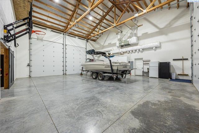 246614 E Hover Rd, Kennewick, WA 99337