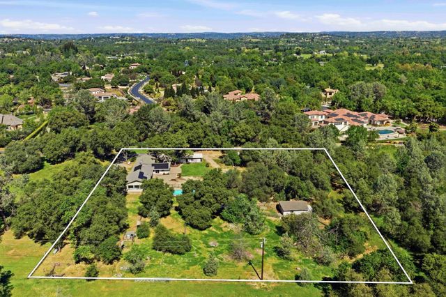 7585 Gold Dr, Loomis, CA 95650