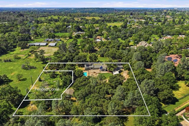 7585 Gold Dr, Loomis, CA 95650