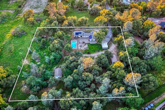 7585 Gold Dr, Loomis, CA 95650