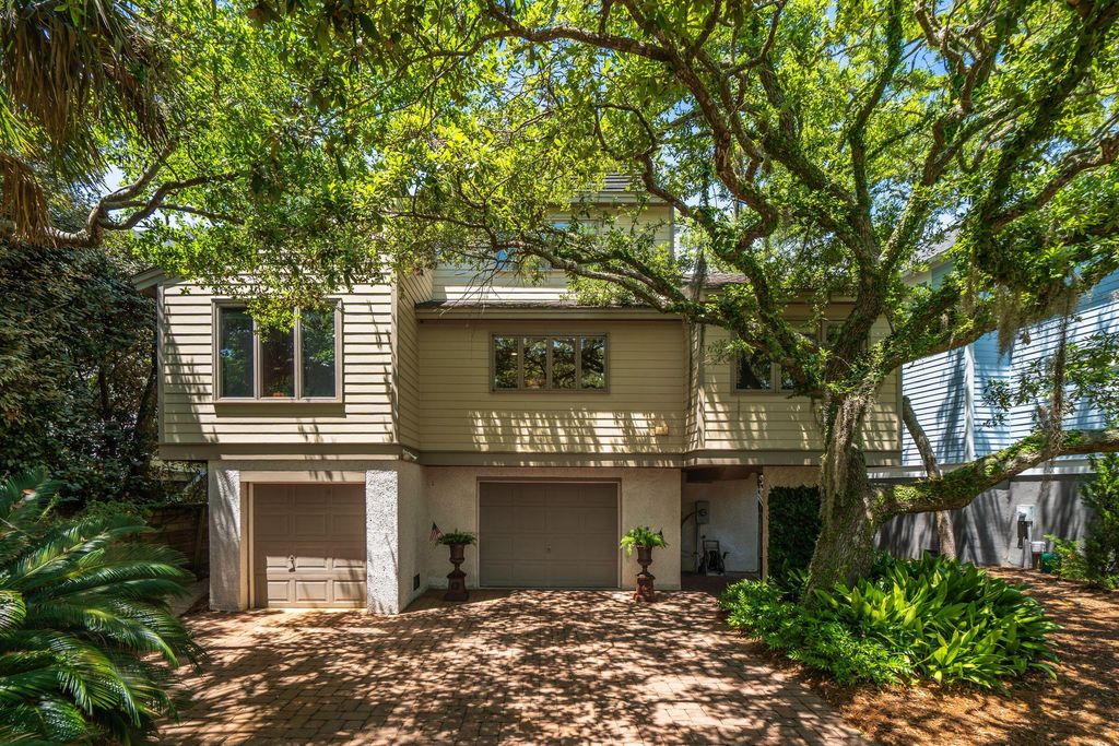 12 Marsh Island Lane, Isle Of Palms, SC 29451