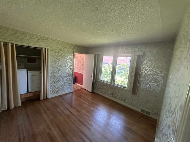 512 Handy Drive, Bay City, MI 48706