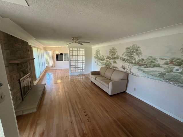 512 Handy Drive, Bay City, MI 48706