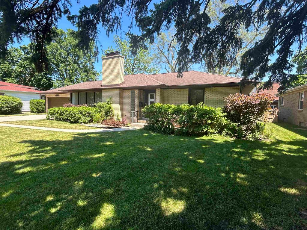 512 Handy Drive, Bay City, MI 48706