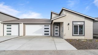 1334 Kalani Ct, West Richland, WA 99353