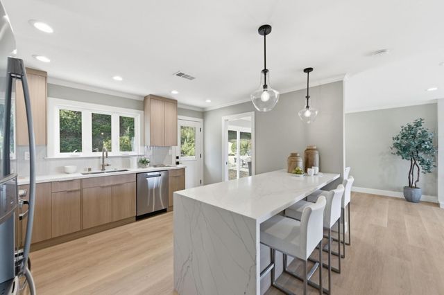 1104 Eden Bower Lane, Redwood City, CA 94061