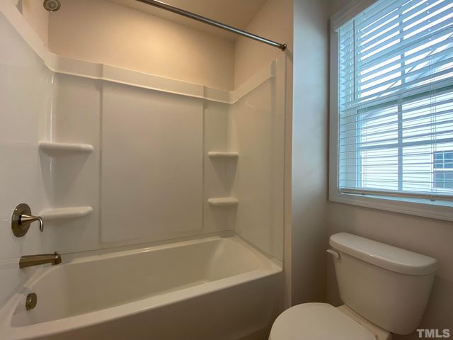 724 Westec Way, Fuquay Varina, NC 27526