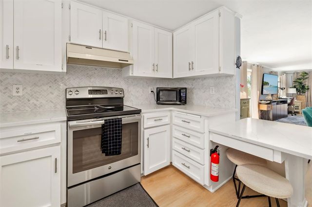 9022 MIDNIGHT PASS ROAD, Sarasota, FL 34242