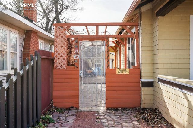 219 E Jefferson Street, Colorado Springs, CO 80907