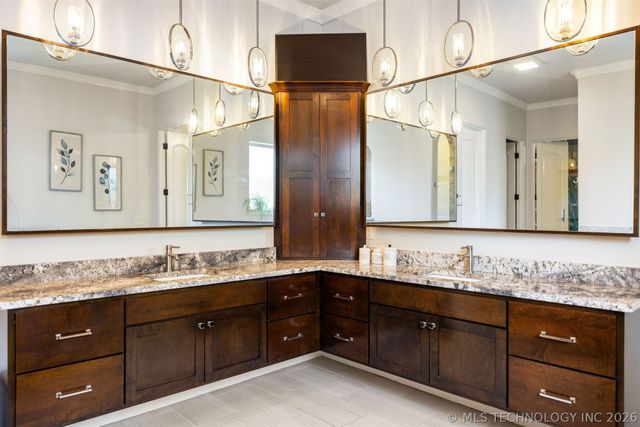 4404 S Orange Avenue, Broken Arrow, OK 74011
