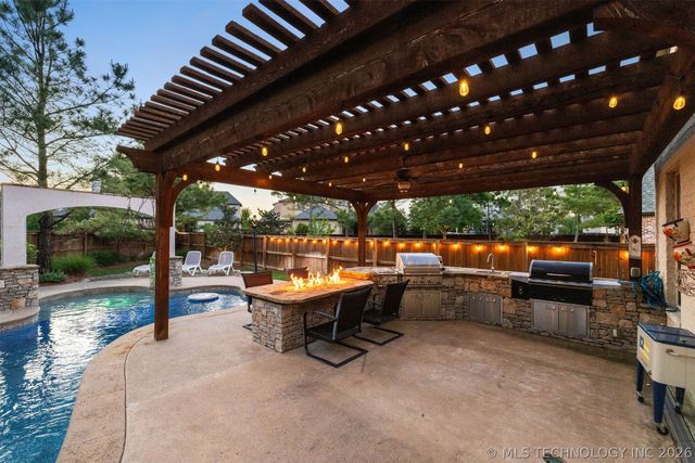 4404 S Orange Avenue, Broken Arrow, OK 74011