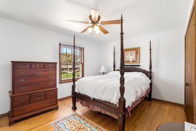 4133 Lexington AVENUE, Racine, WI 53404
