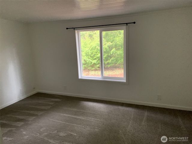 20375 NW Cedar Lane, Poulsbo, WA 98370