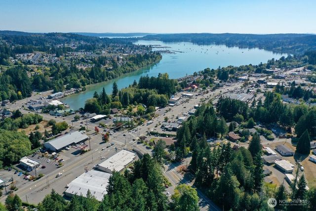 20375 NW Cedar Lane, Poulsbo, WA 98370