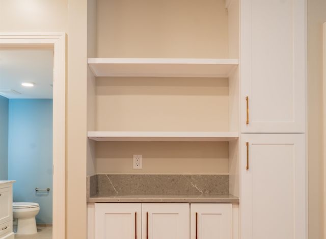 99 Foundry Place 206, Portsmouth, NH 03801