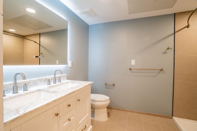 99 Foundry Place 206, Portsmouth, NH 03801