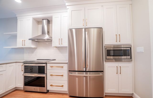 99 Foundry Place 206, Portsmouth, NH 03801