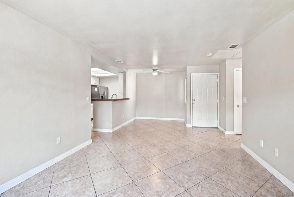 16377 Lakeshore Dr. 2F, Lake Elsinore, CA 92530 — photo 4